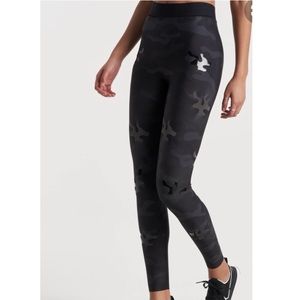 Ultracor Reflective Camo Leggings Pants Black Gym Workout Athleisure Small